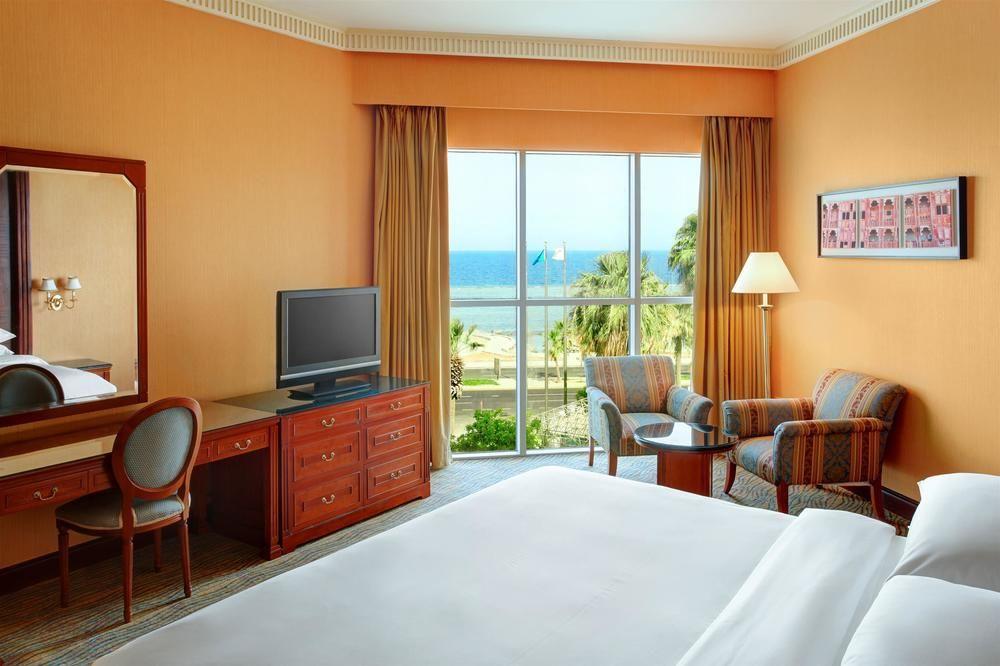 Sheraton Jeddah Hotel - Saudi Brothers Commercial Company Branch Luaran gambar A room at the Hilton Sharm El Sheikh