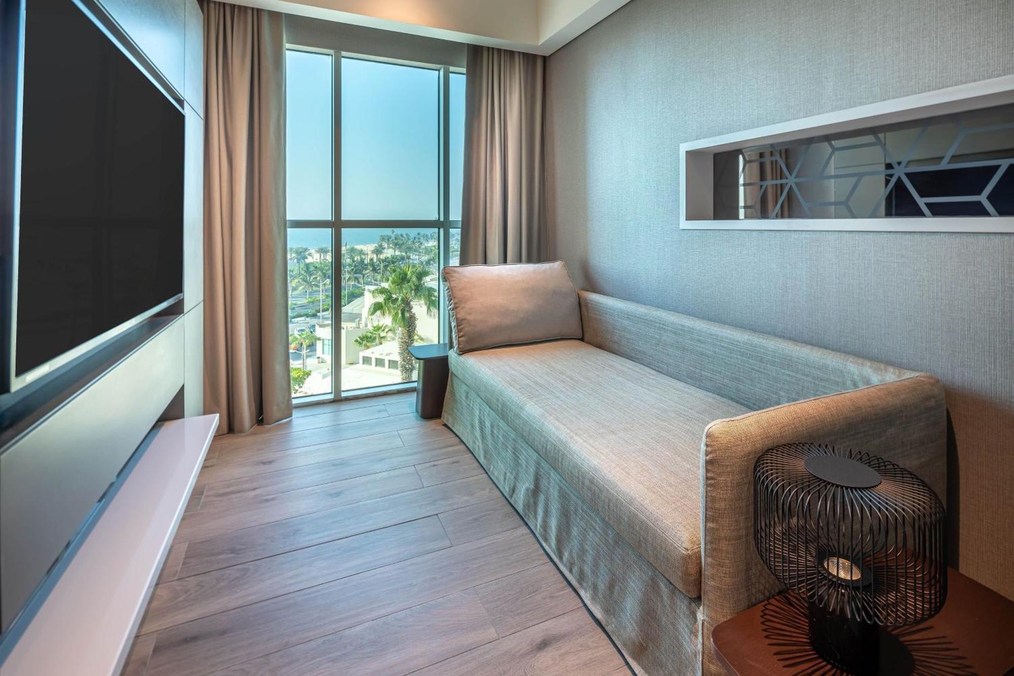 Sheraton Jeddah Hotel - Saudi Brothers Commercial Company Branch Luaran gambar A room at the hotel