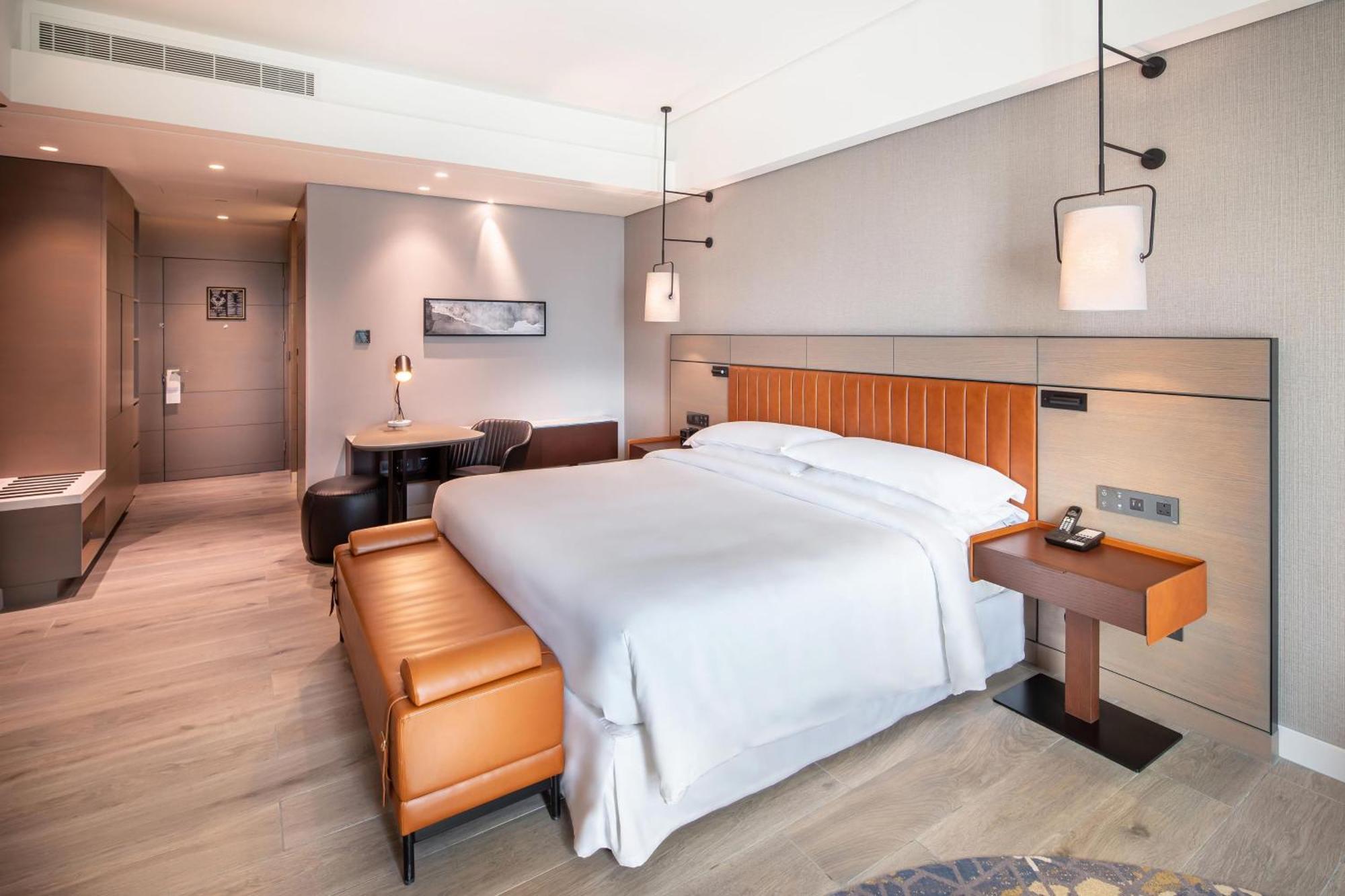 Sheraton Jeddah Hotel - Saudi Brothers Commercial Company Branch Luaran gambar Deluxe Room