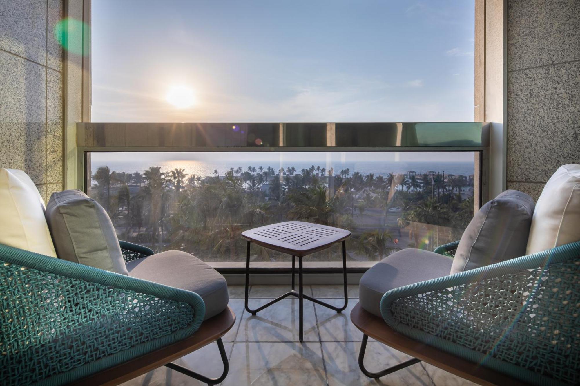 Sheraton Jeddah Hotel - Saudi Brothers Commercial Company Branch Luaran gambar View from the balcony of a suite